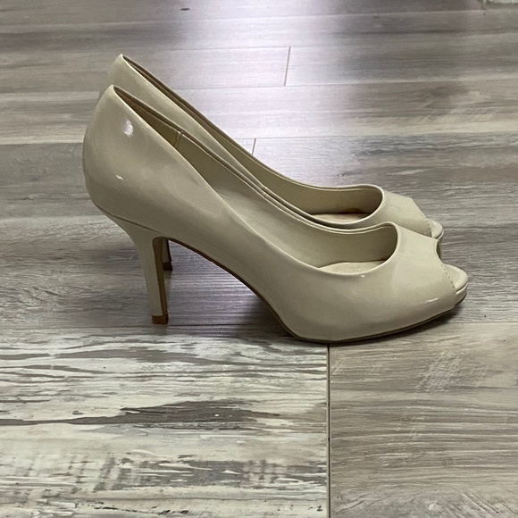 LeChateau Patent Peep Toe Pumps - Picture 5 of 8